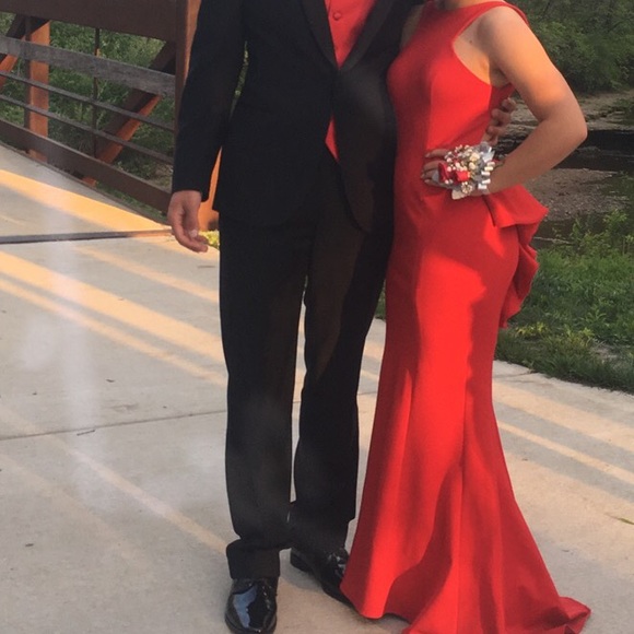 Prom Dress - Picture 3 of 3